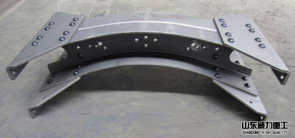 汽車橫梁專用四柱油壓機應(yīng)用實例