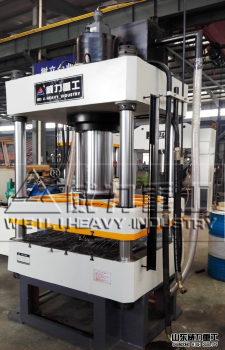 密胺餐具成型四柱油壓機(jī)廠家現(xiàn)貨供應(yīng)