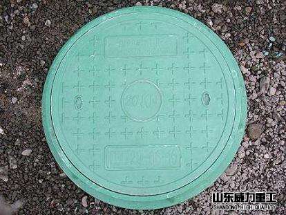 315噸四柱液壓機(jī)壓制的600mm規(guī)格井蓋