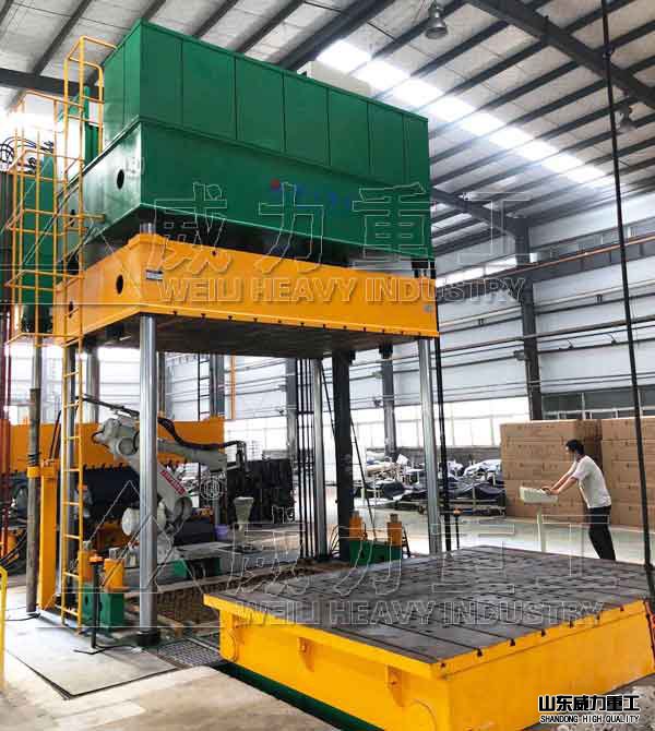 315噸四柱汽車內(nèi)飾成型油壓機(jī)配移動(dòng)工作臺(tái)