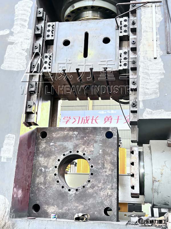 2000噸多向鍛造液壓機主缸1200，側缸800